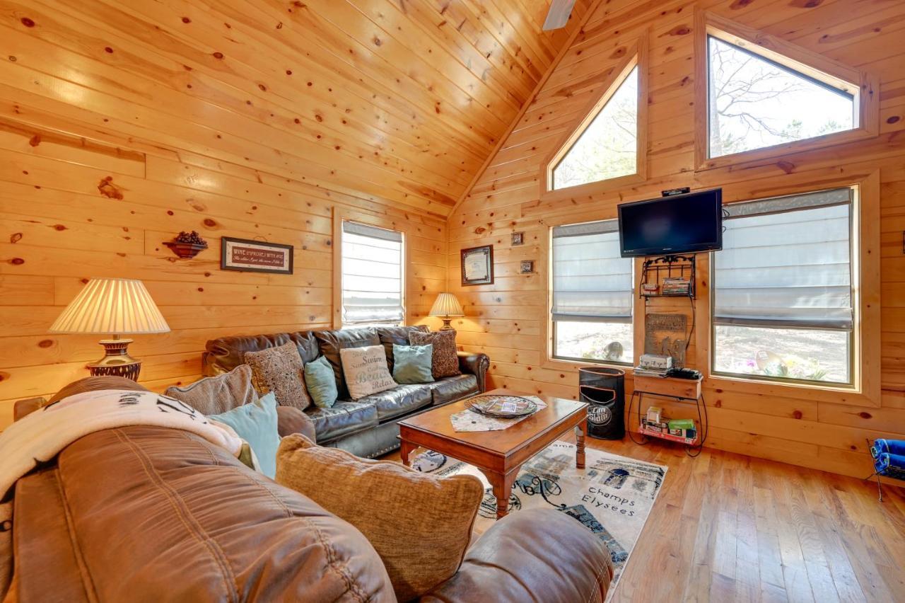 Broken Bow Cabin With Hot Tub And Fire Pit, Near Lake! Exterior photo