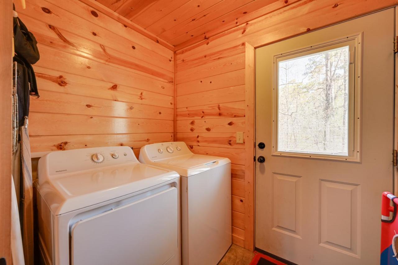 Broken Bow Cabin With Hot Tub And Fire Pit, Near Lake! Exterior photo