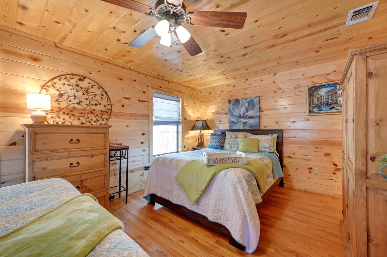 Broken Bow Cabin With Hot Tub And Fire Pit, Near Lake! Exterior photo